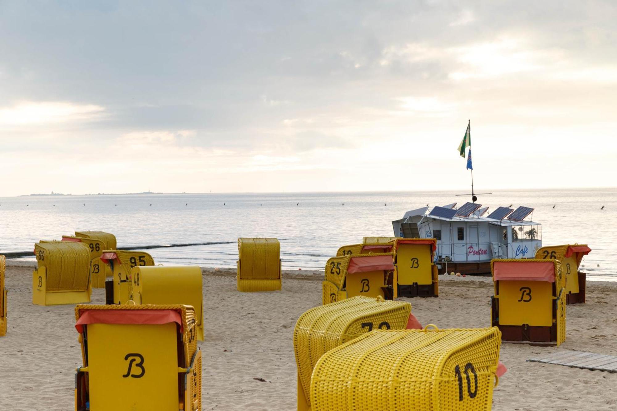 Hotel Seeschwalbe Cuxhaven Bagian luar foto