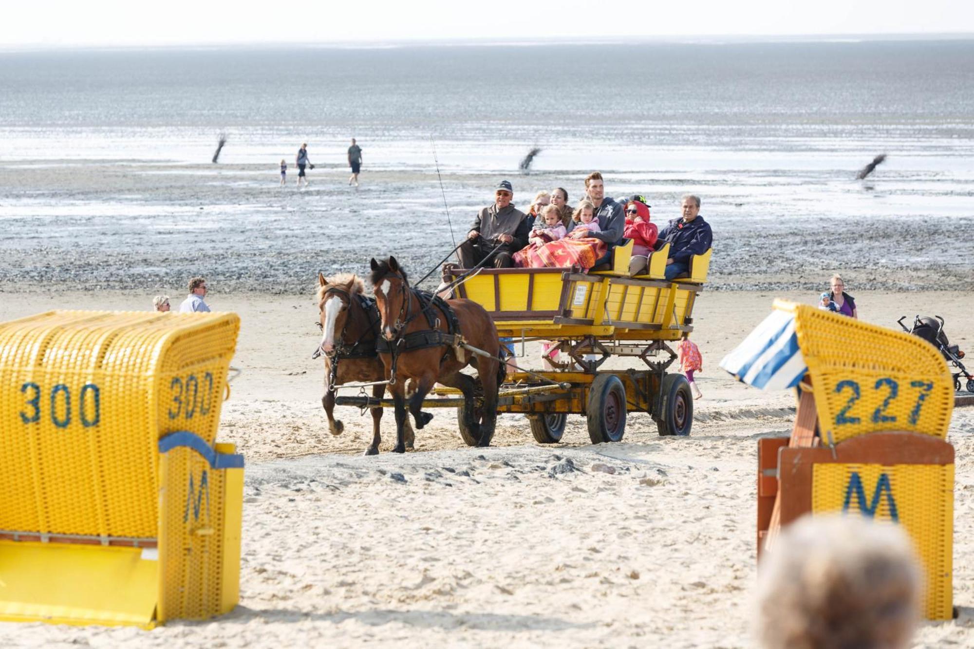 Hotel Seeschwalbe Cuxhaven Bagian luar foto