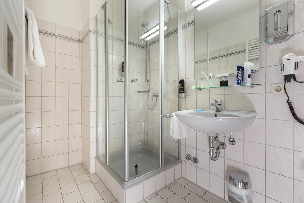 Hotel Seeschwalbe Cuxhaven Bagian luar foto