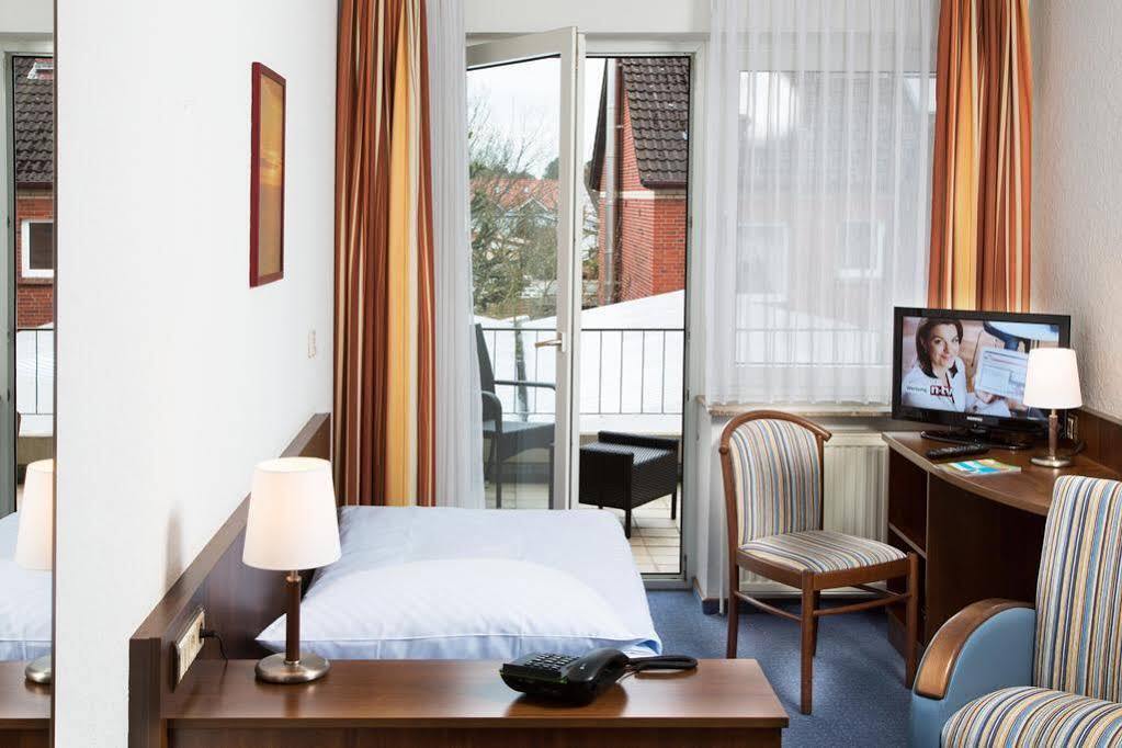 Hotel Seeschwalbe Cuxhaven Bagian luar foto